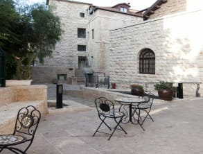 אכסניית%20אנ''א%20ירושלים%20אגרון%20,%20ירושלים